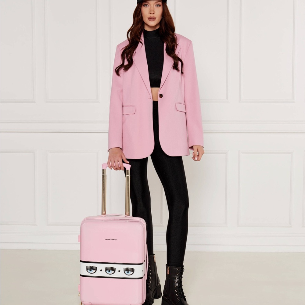 New Chiara Ferragni baby pink luggage